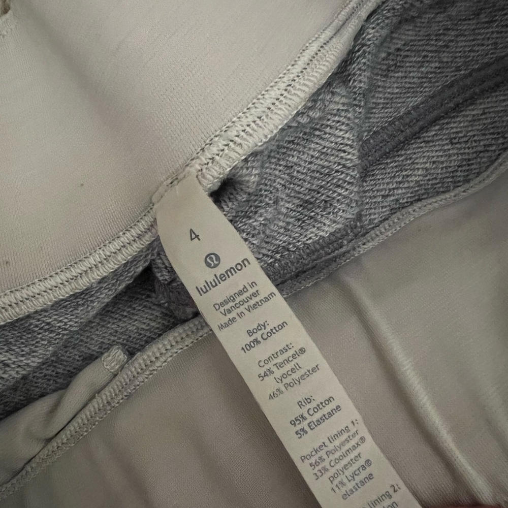 Lululemon joggers - heather gray